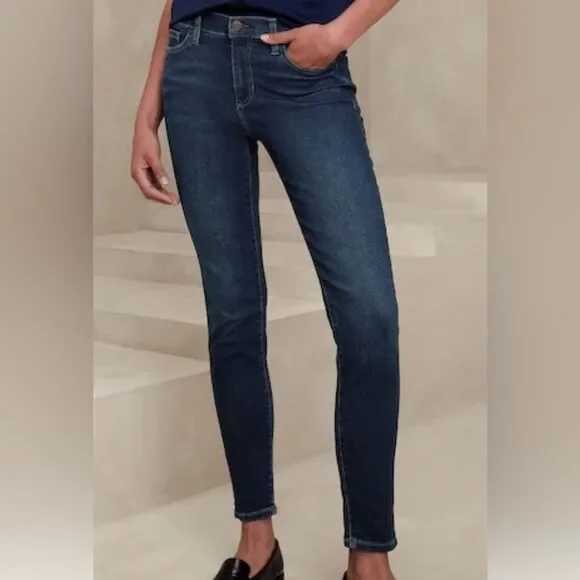 Banana Republic Dark Blue Mid-Rise Skinny Jean Size 29 - Picture 1 of 5